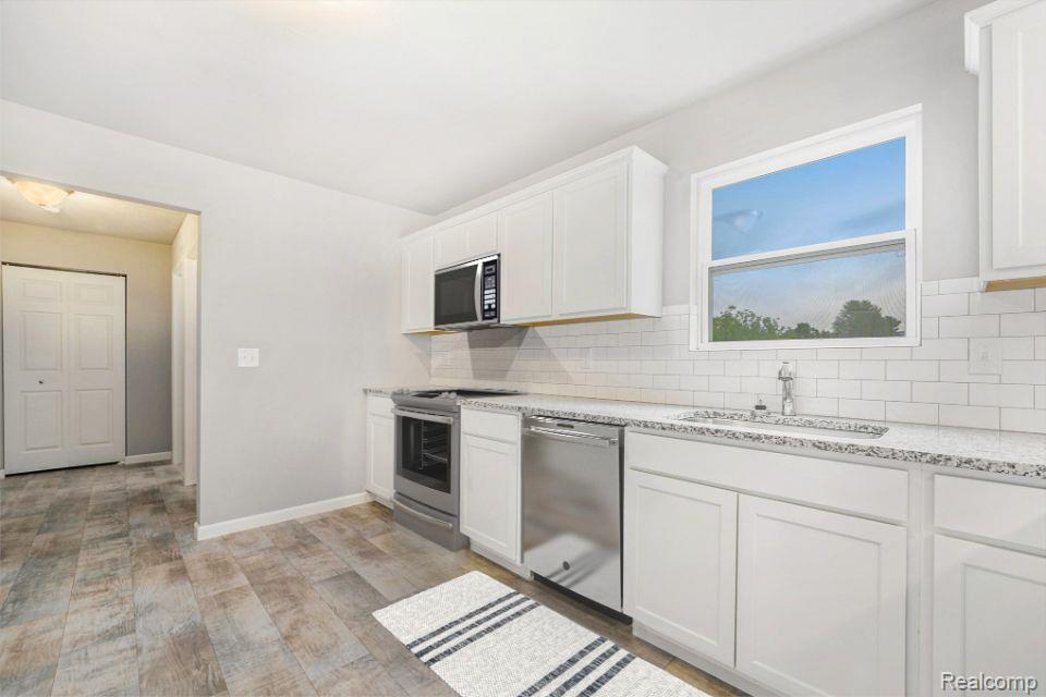 8390 Majestic Boulevard Property Photo 33