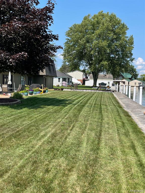 46070 Edgewater Drive Property Photo 10