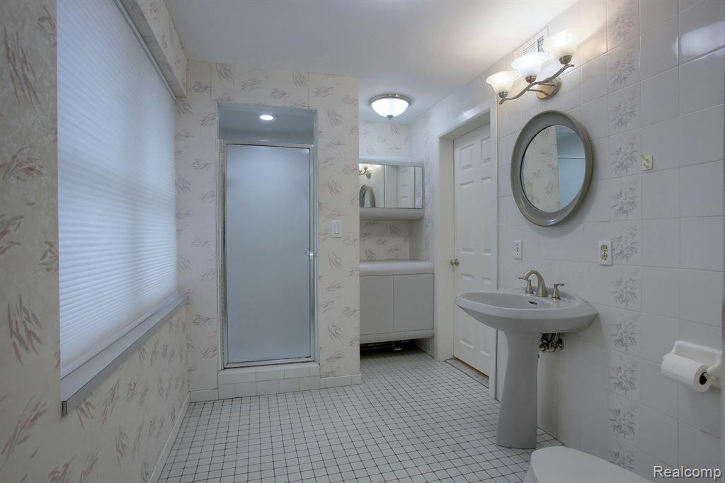 46070 Edgewater Drive Property Photo 44
