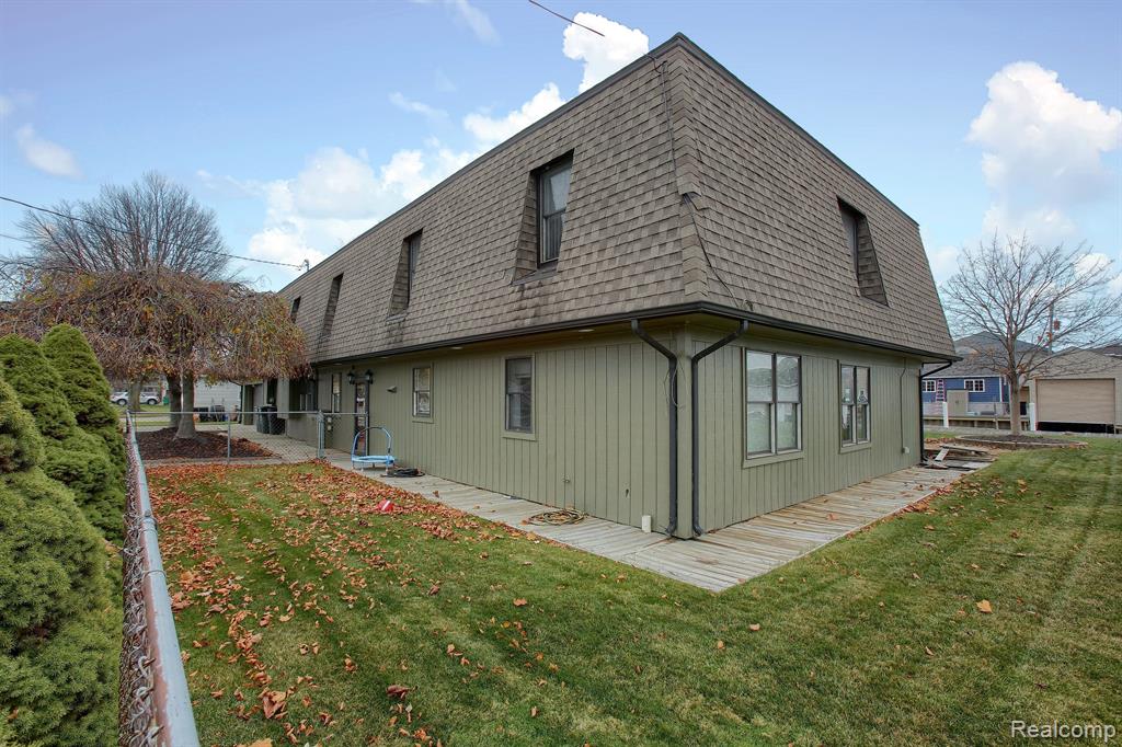 46070 Edgewater Drive Property Photo 46