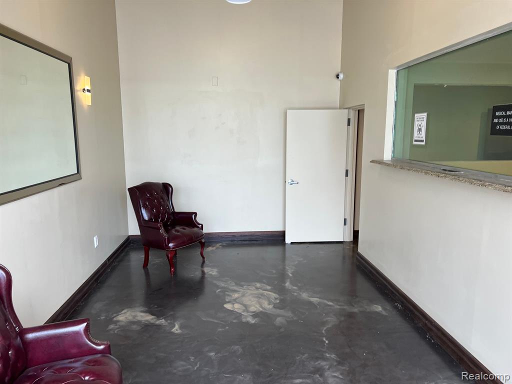 5540 E 8 Mile Road Property Photo 35
