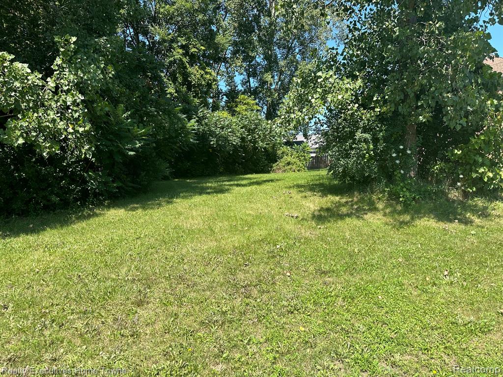 808 5th Street Property Photo 1