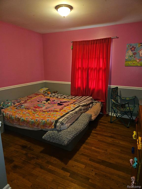6172 W Court Street Property Photo 8