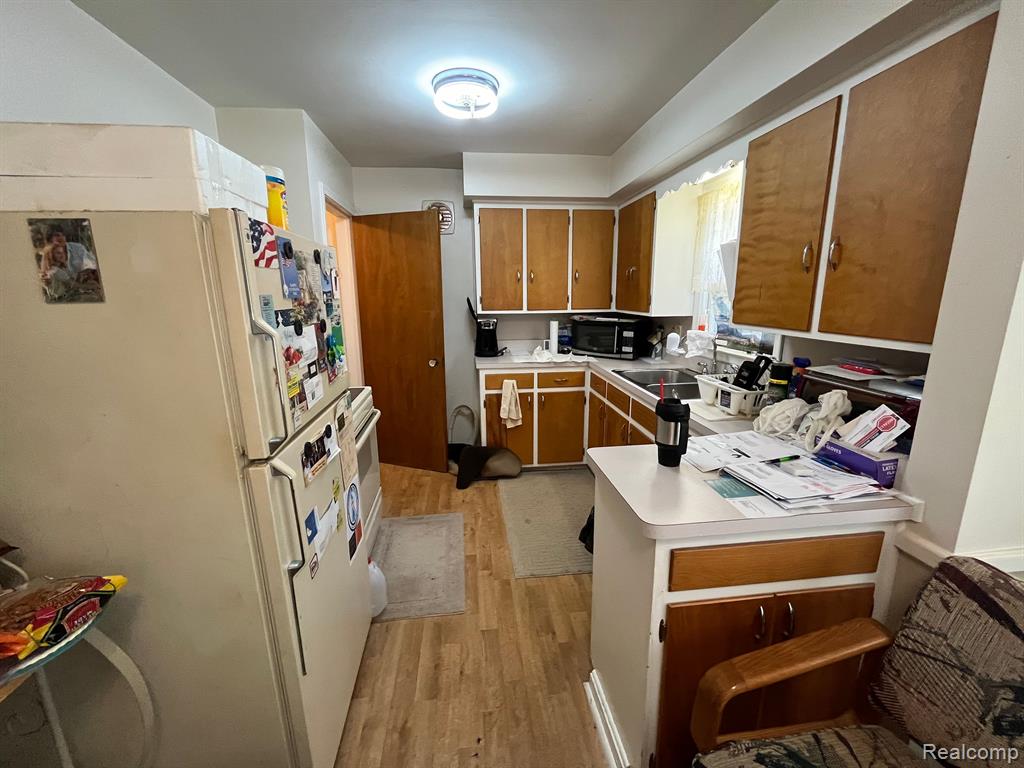 1826 Greenbrook Lane Property Photo 3