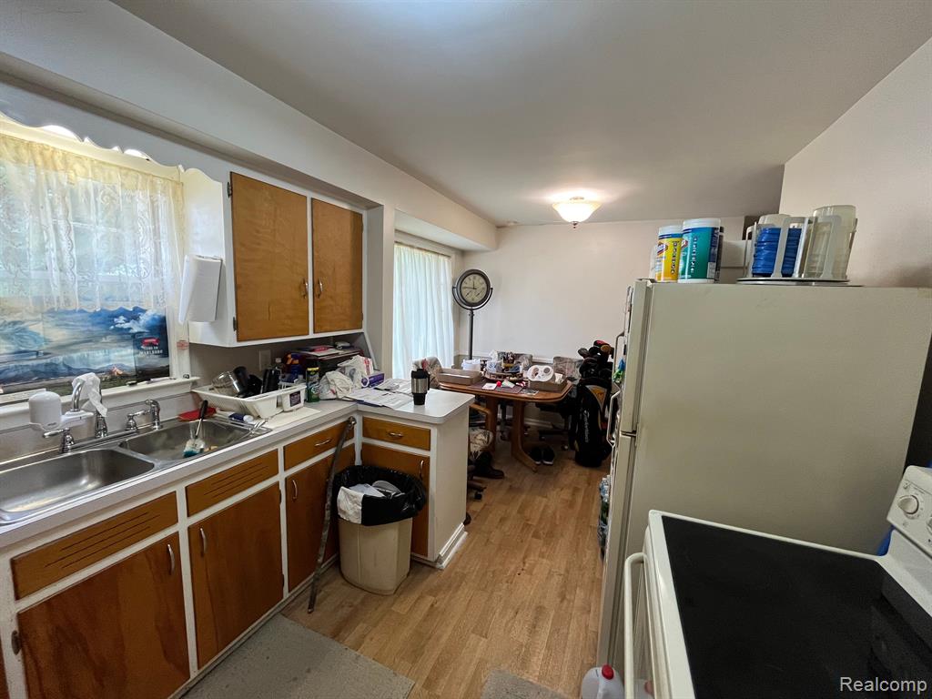 1826 Greenbrook Lane Property Photo 4