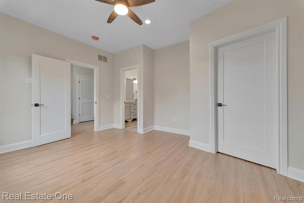 52430 Silent Ridge Drive Property Photo 23