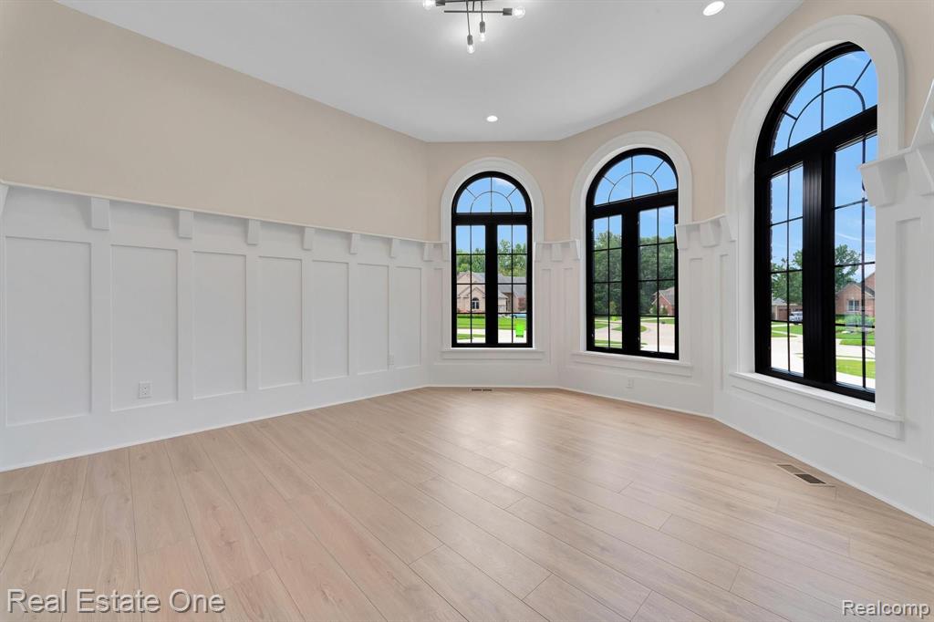 52430 Silent Ridge Drive Property Photo 30