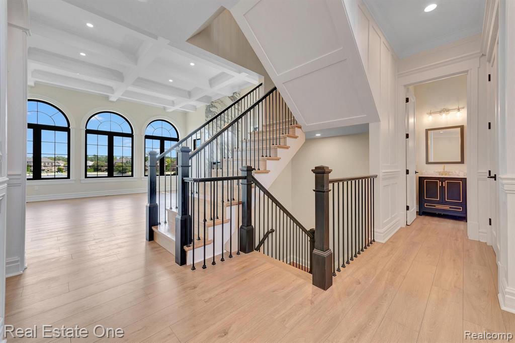 52430 Silent Ridge Drive Property Photo 37