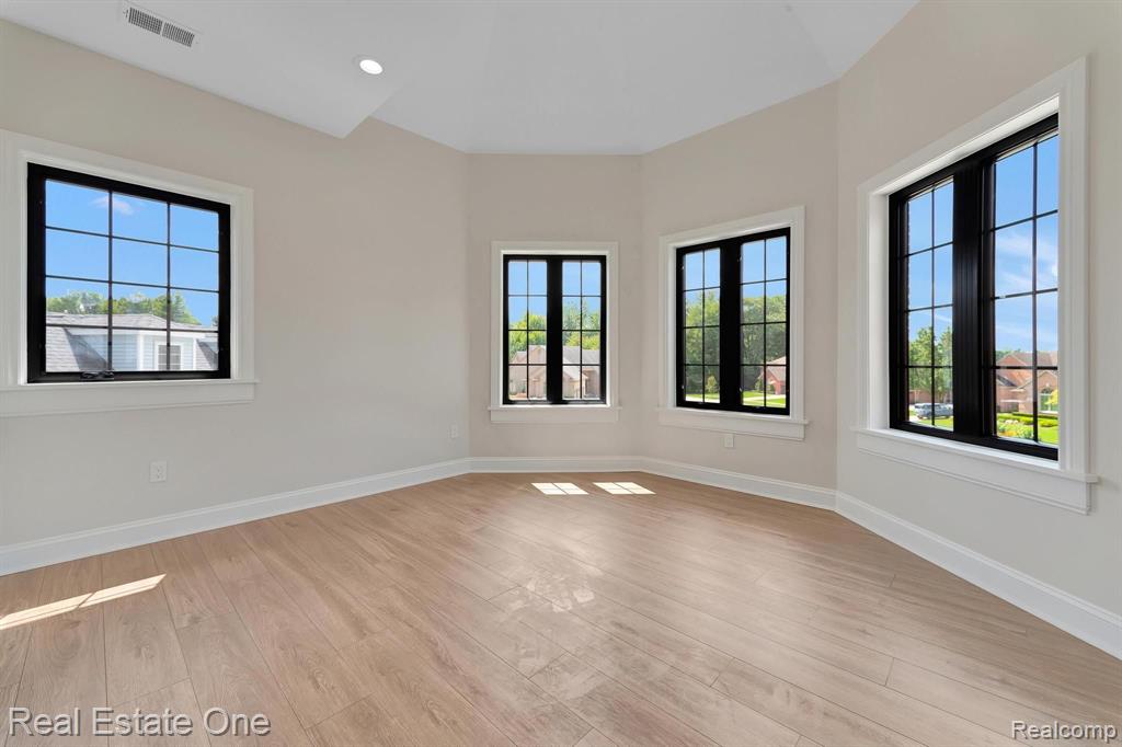 52430 Silent Ridge Drive Property Photo 59