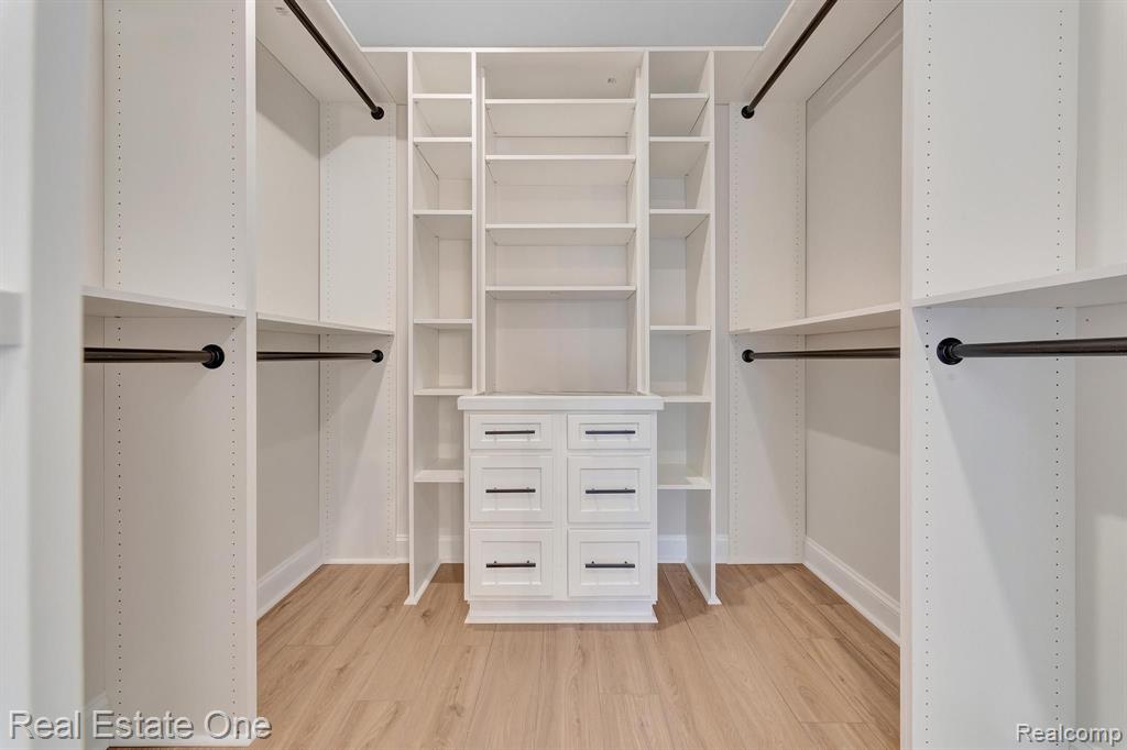 52430 Silent Ridge Drive Property Photo 68