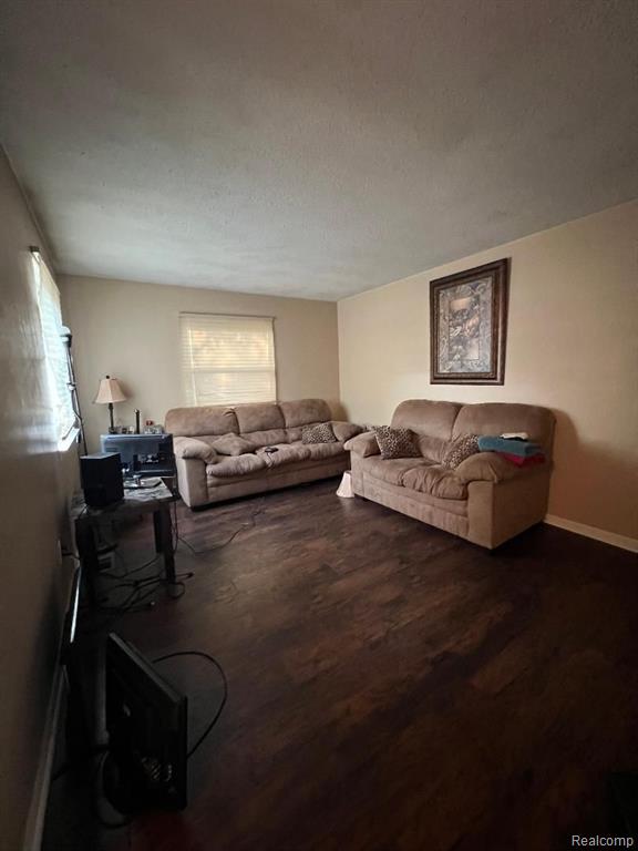 9829 Gary Street Property Photo 2