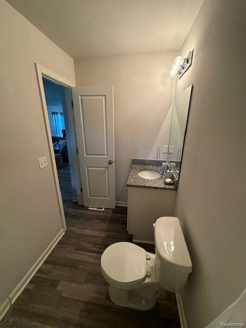 16913 Aberdeen Drive Property Photo 16