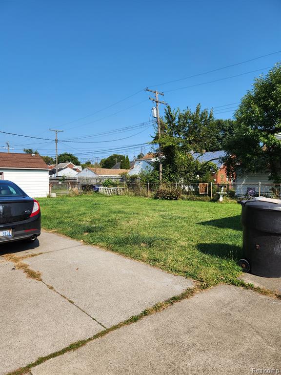 12300 Laing Street Property Photo 3