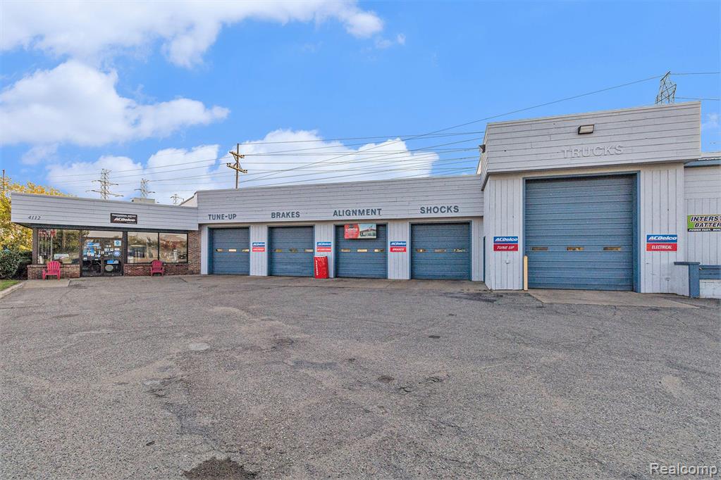 G-4112 S Dort Highway Property Photo 1