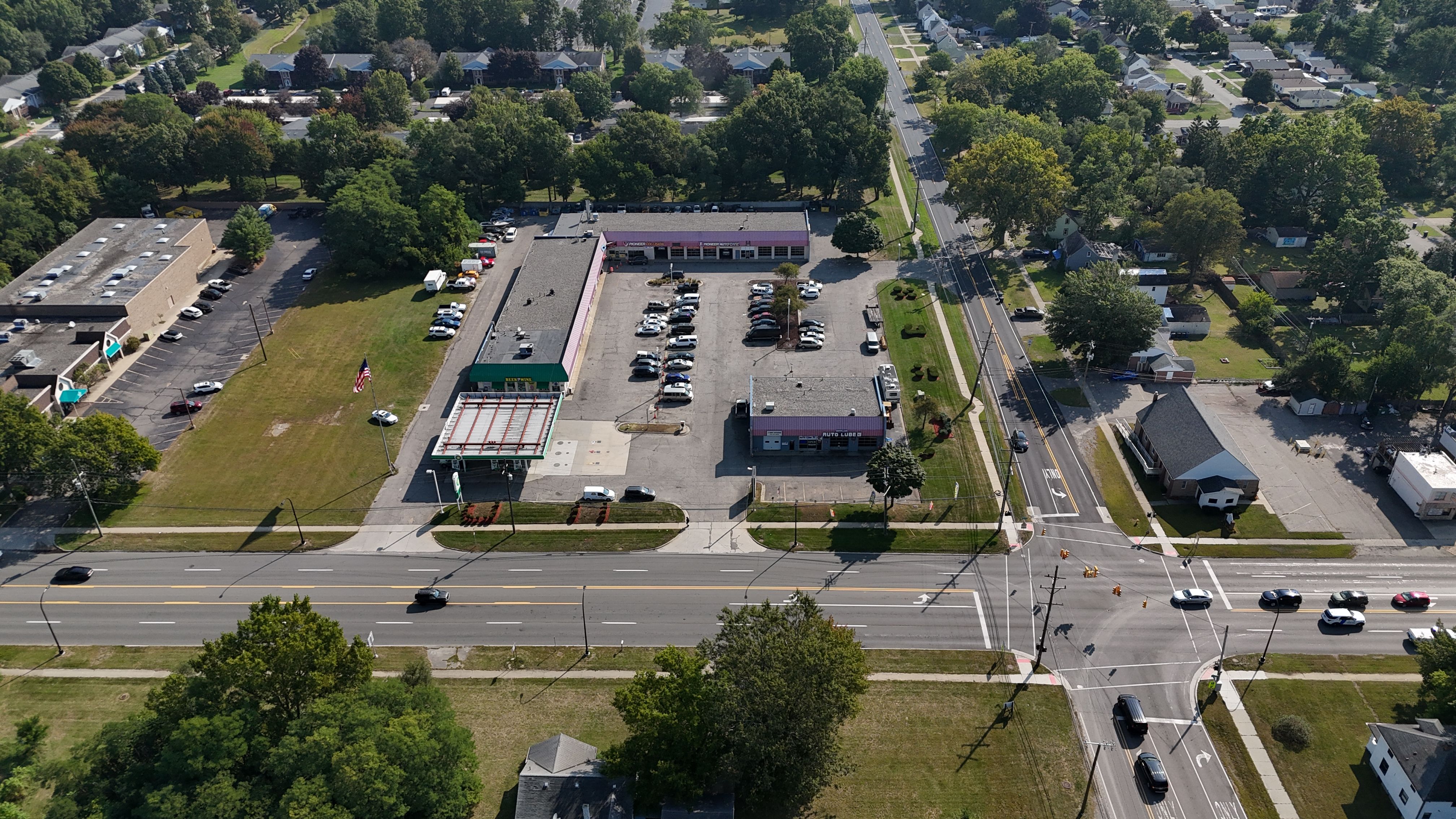 1136 N Wayne Road Property Photo 1