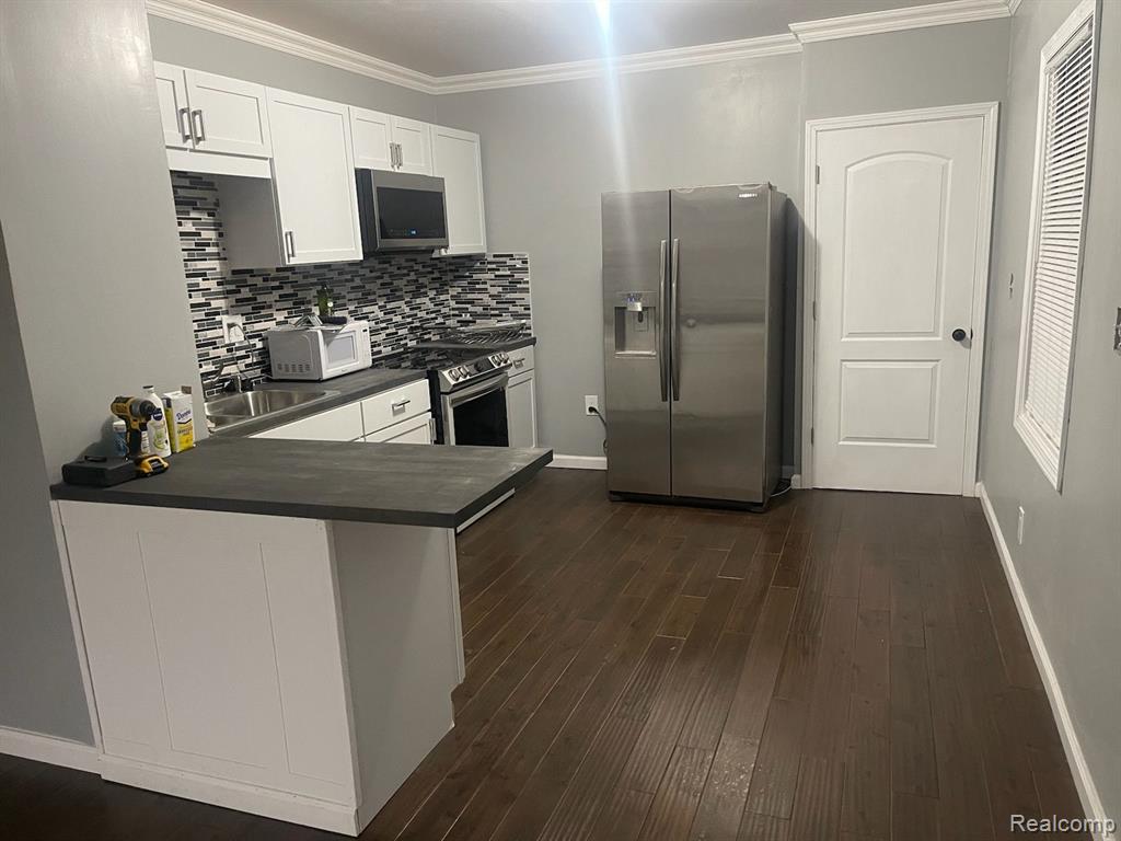487 Philip Street Property Photo 2