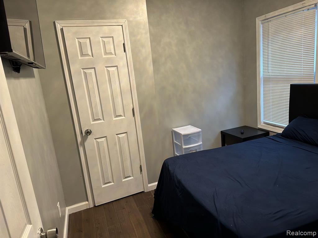 487 Philip Street Property Photo 6