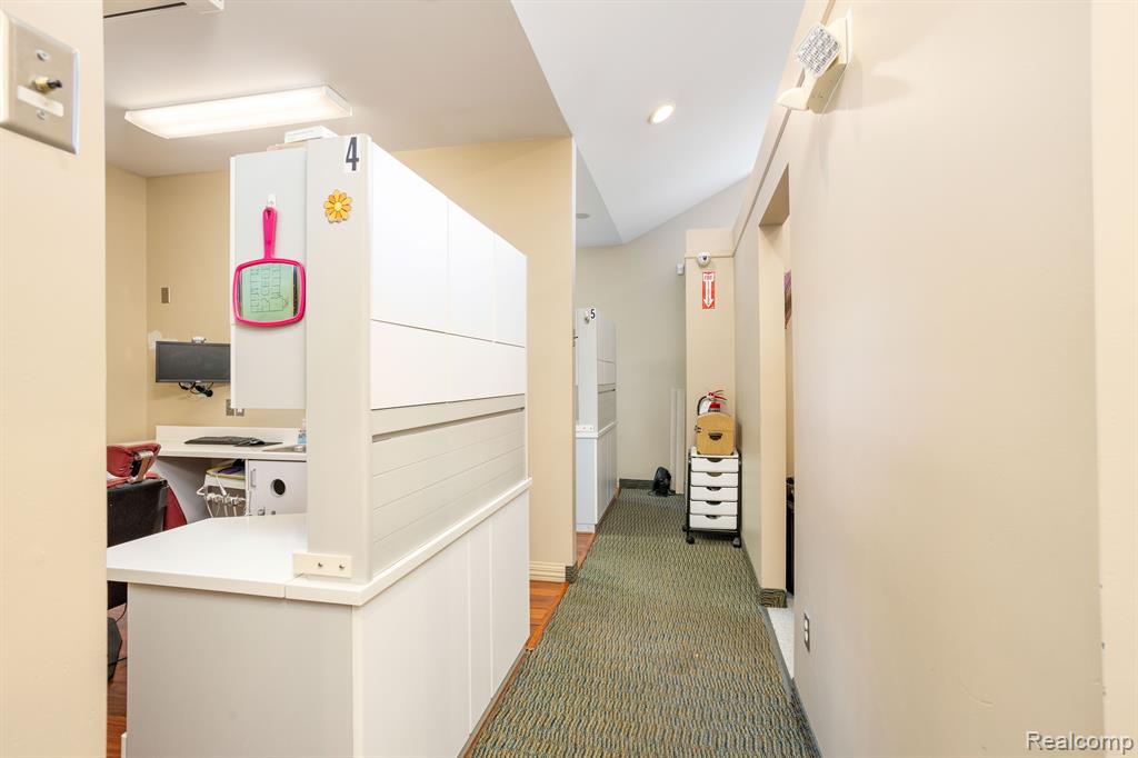 37235 Goddard Road Property Photo 15