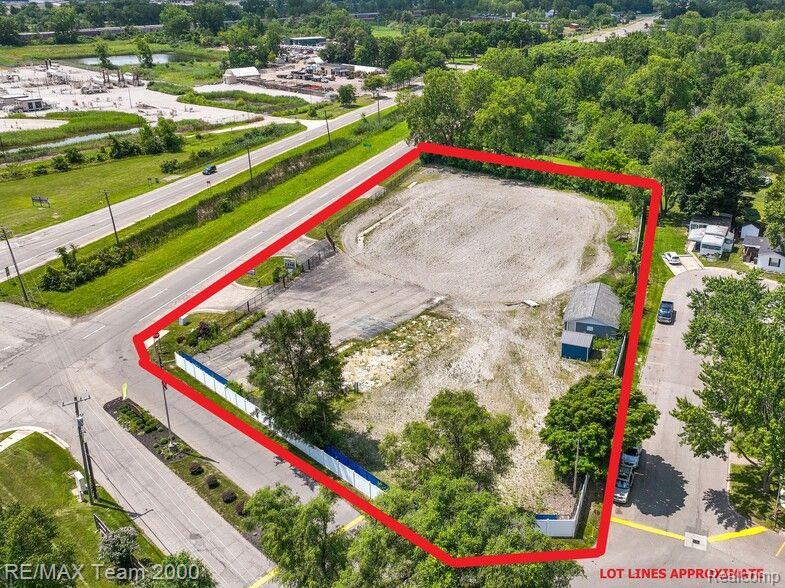 3373 E Michigan Avenue Property Photo 1