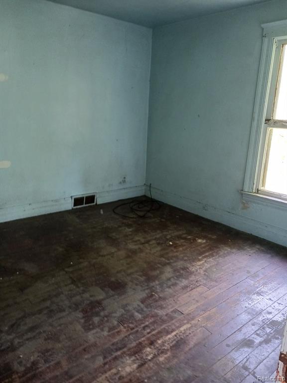 4320 Rohns Street Property Photo 10