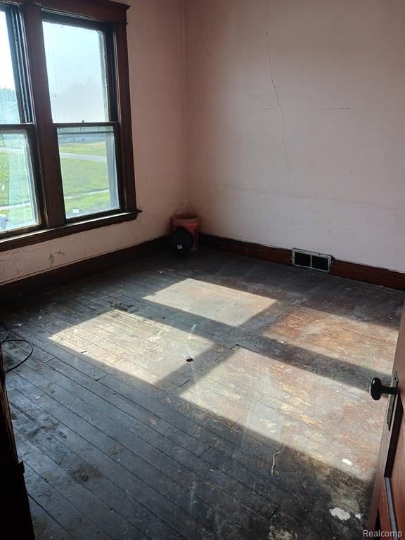 4320 Rohns Street Property Photo 11