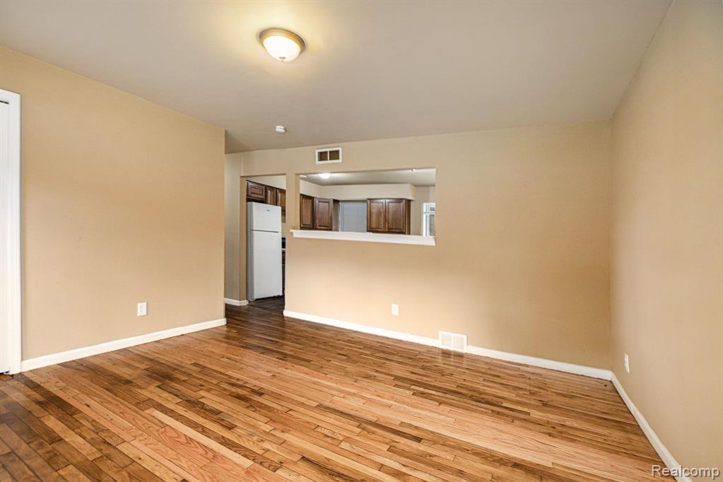 15846 Hampden Street Property Photo 2