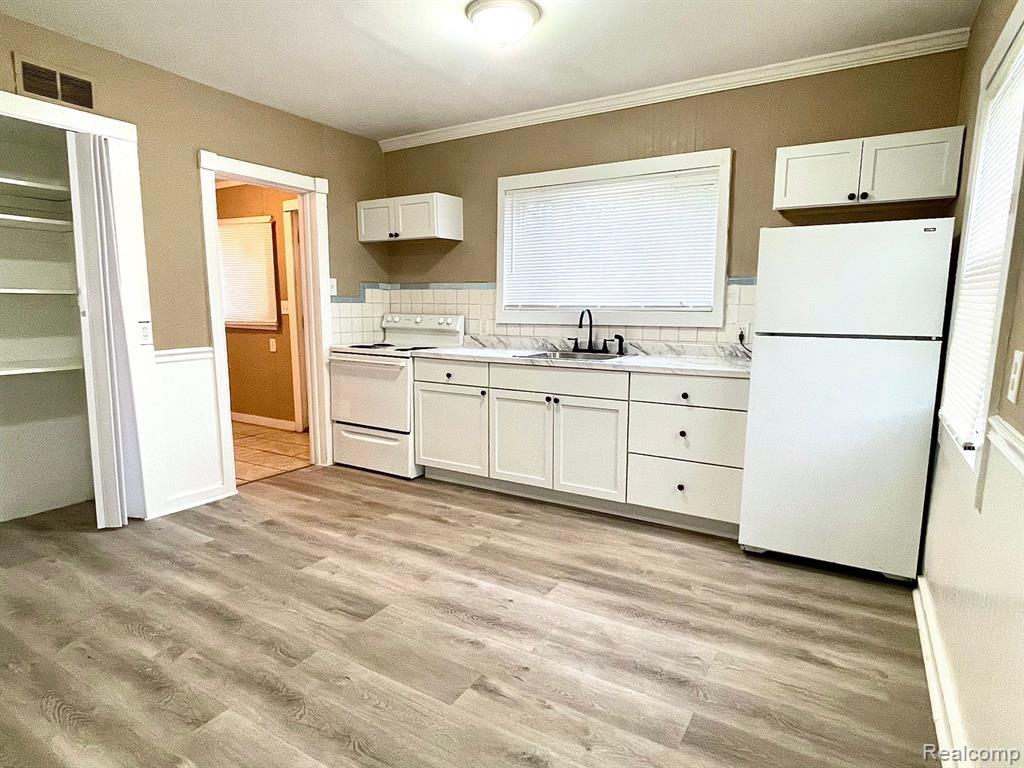 16850 Martin Road Property Photo 8