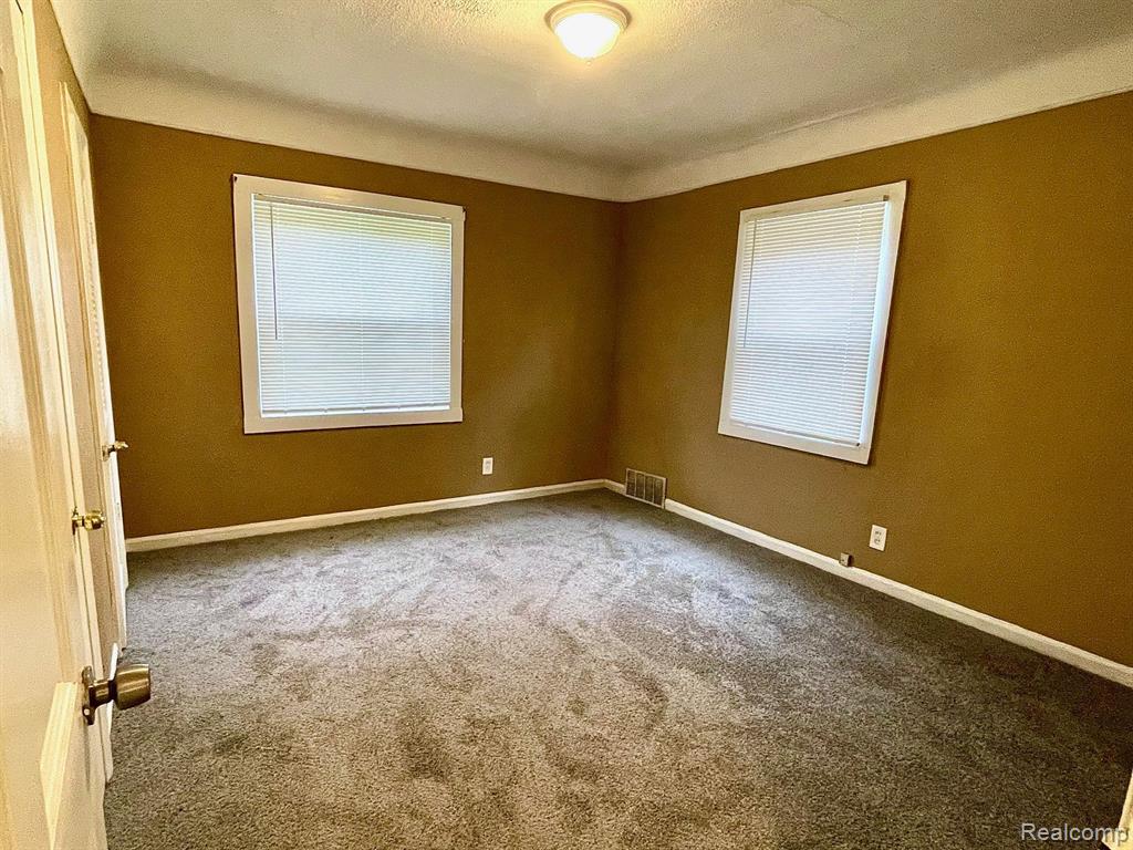 16850 Martin Road Property Photo 11
