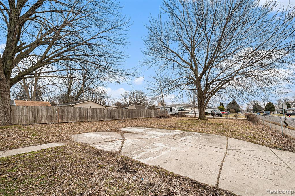 16850 Martin Road Property Photo 15