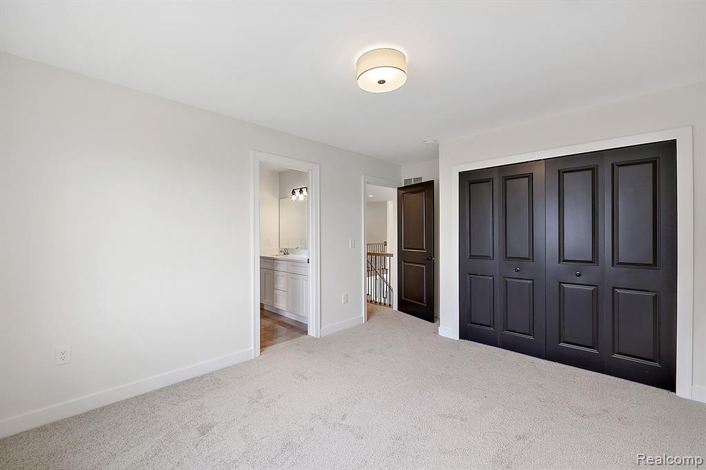 53650 Romeo Plank Road Property Photo 14