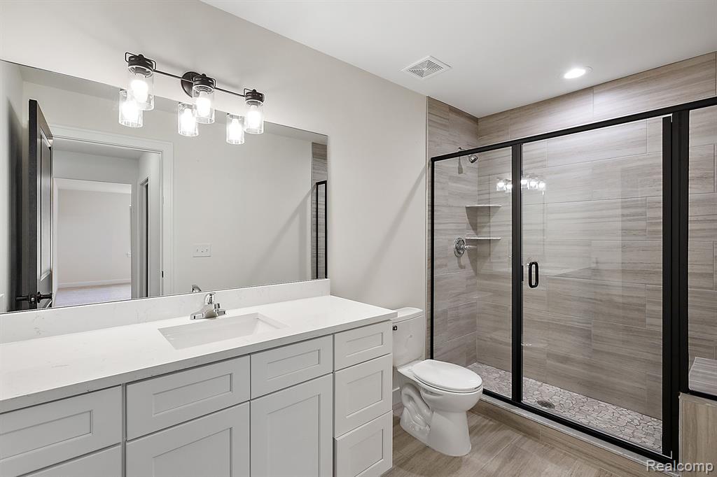 53650 Romeo Plank Road Property Photo 21