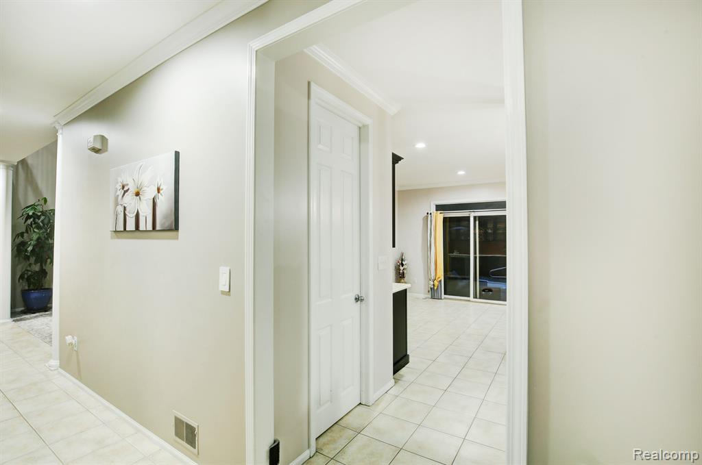 50600 Koss Drive Property Photo 15