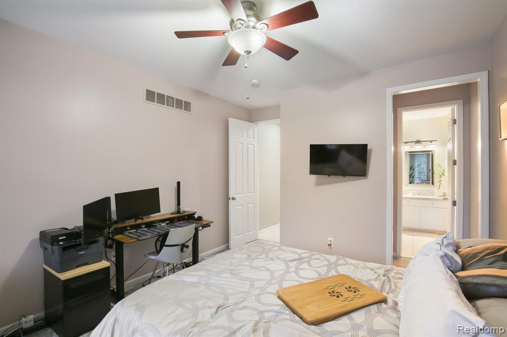 50600 Koss Drive Property Photo 36