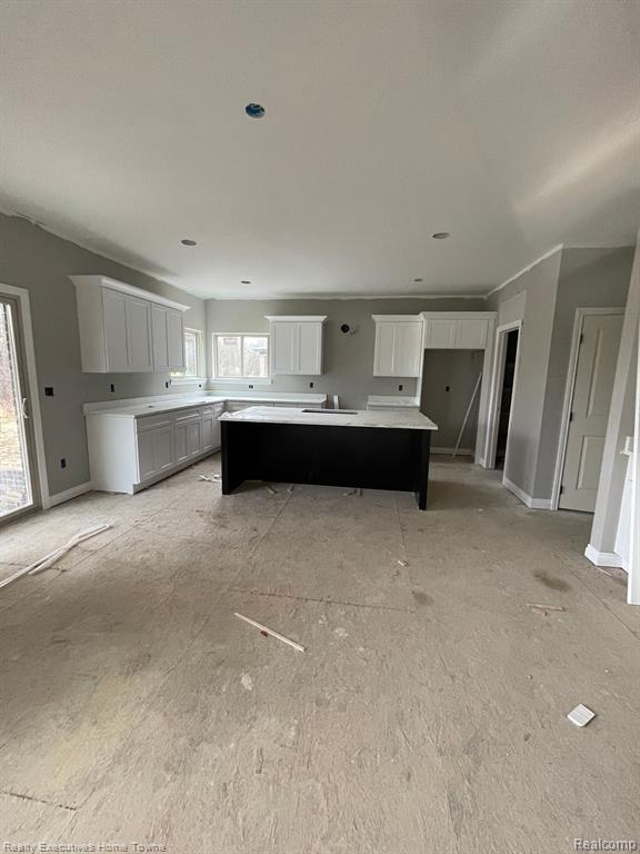 45595 Shoal Drive Property Photo 4