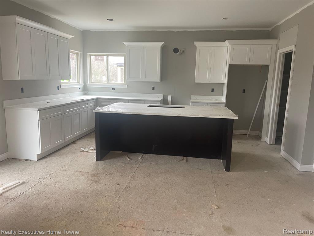 45595 Shoal Drive Property Photo 7