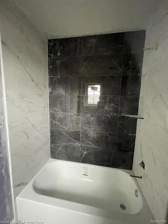 45595 Shoal Drive Property Photo 12