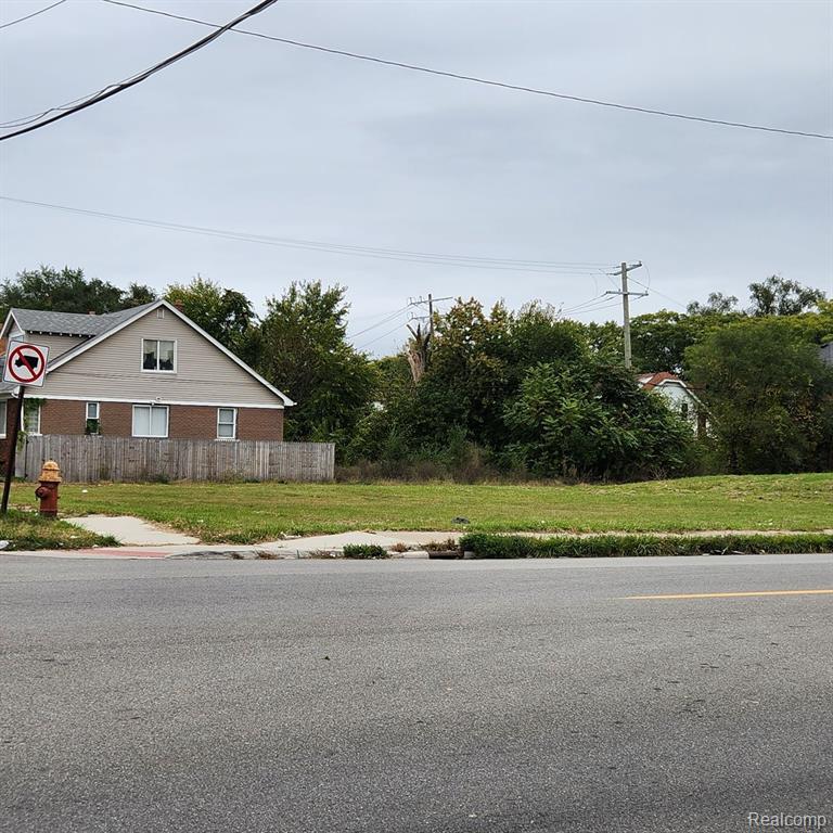 13430 FENKELL Street Property Photo 1