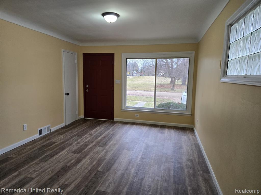 24677 Puritan Property Photo 2