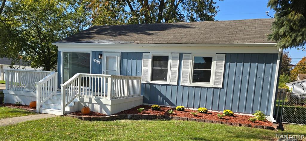 25260 Reeck Road Property Photo 1