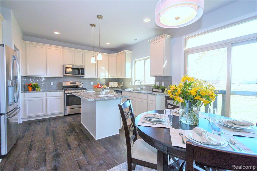 53183 Woodland Meadow New Home Property Photo 5
