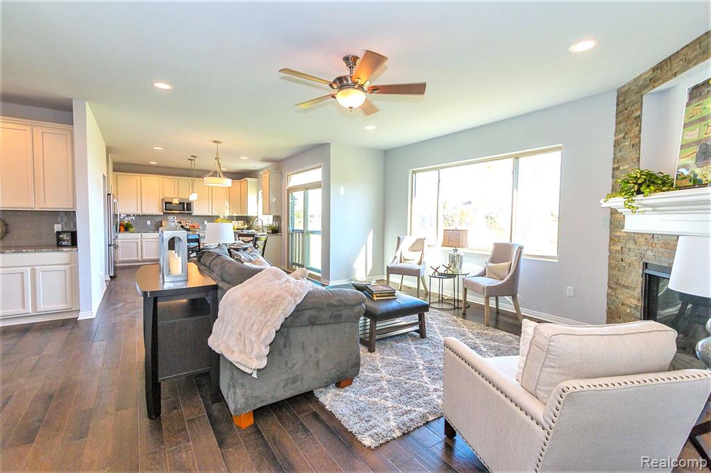 53183 Woodland Meadow New Home Property Photo 6