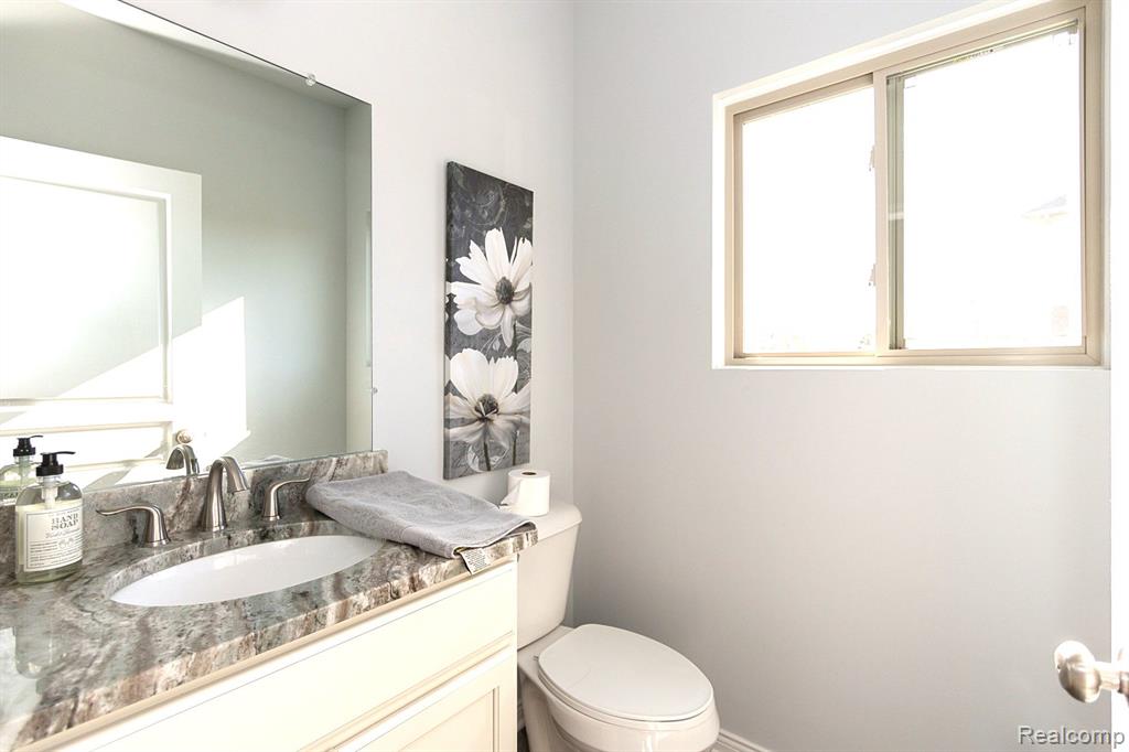 53183 Woodland Meadow New Home Property Photo 14