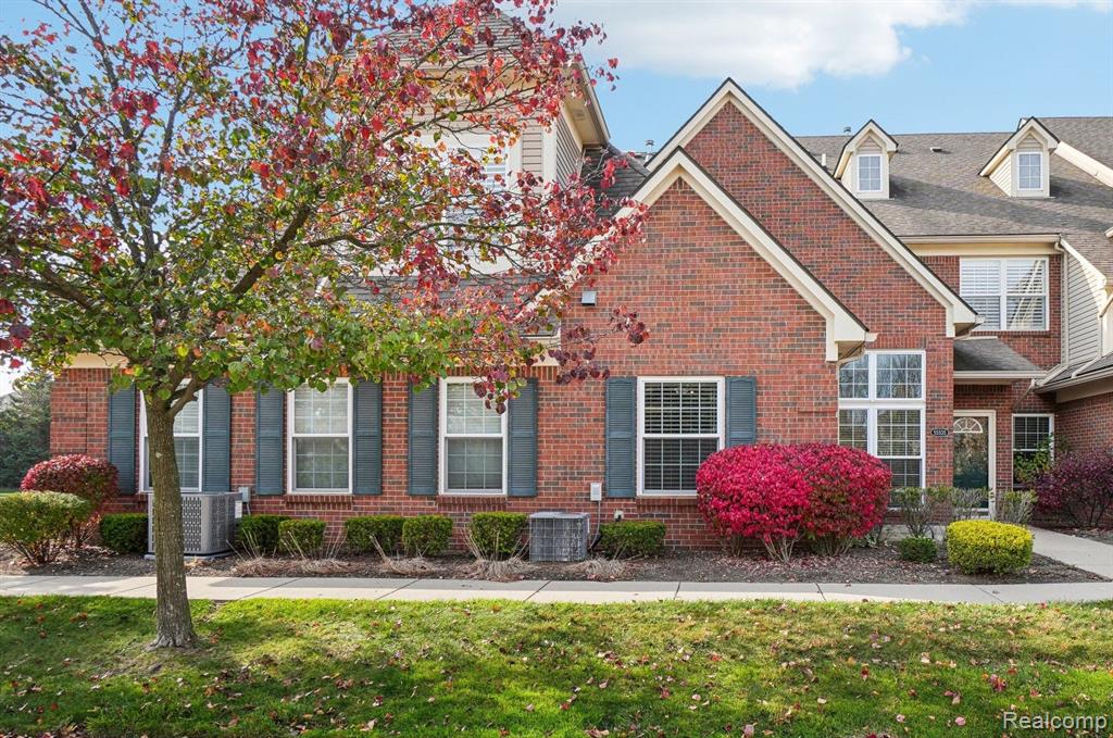 55535 Ambassador Property Photo 1