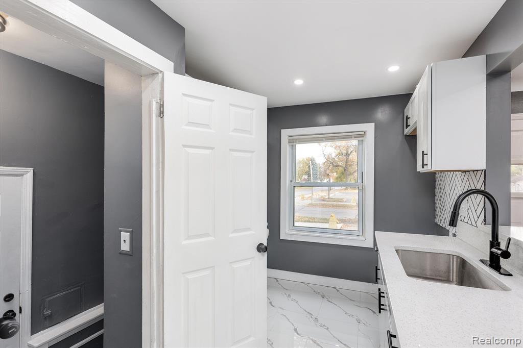 2400 S Annabelle Street Property Photo 13