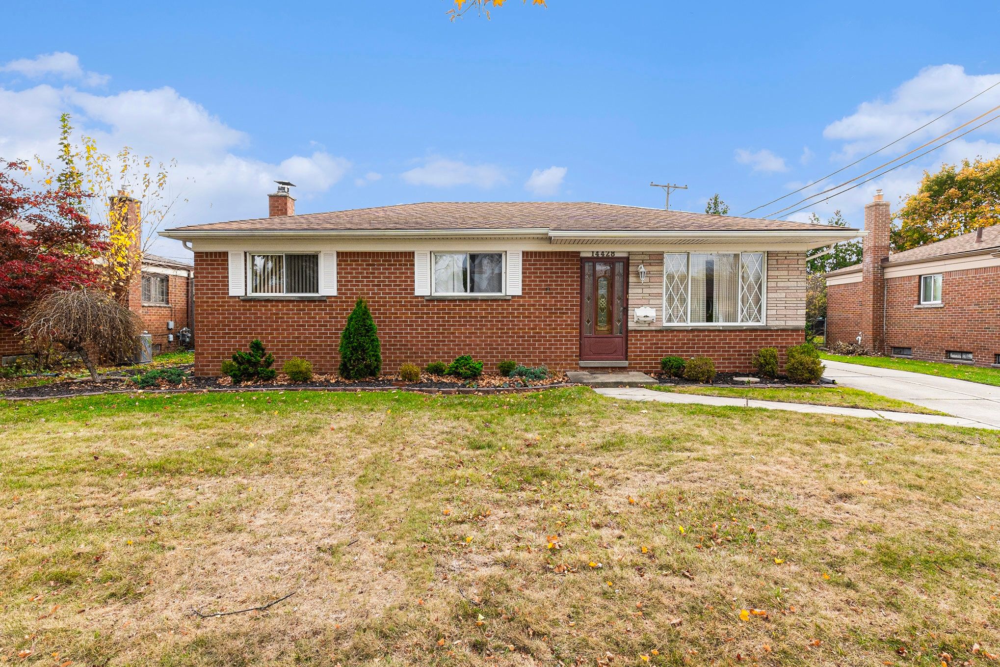 14428 PECK Drive Property Photo 1