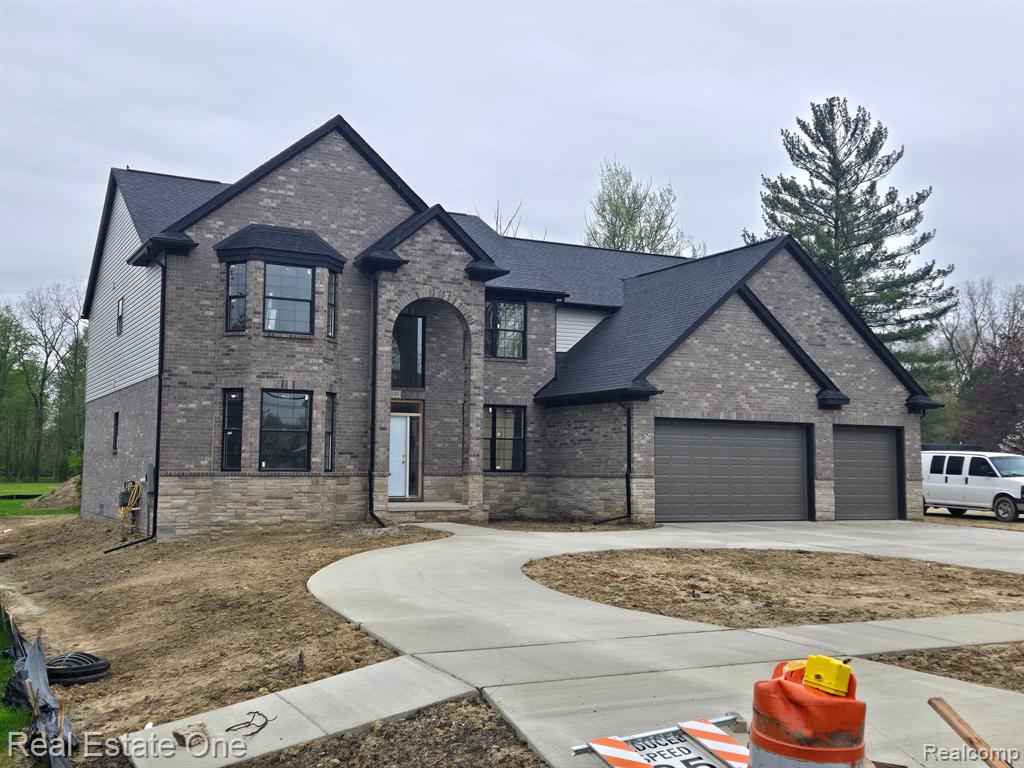4189 Forsyth Drive Property Photo 1