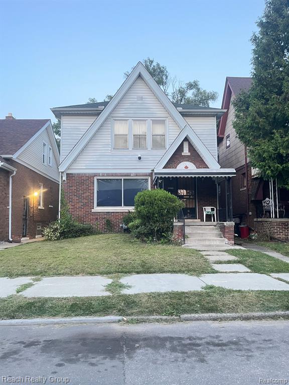 15782 Ohio Street Property Photo 1