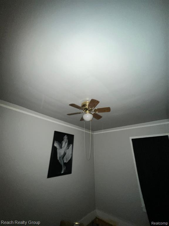15782 Ohio Street Property Photo 6