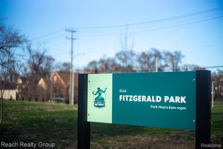 15782 Ohio Street Property Photo 29