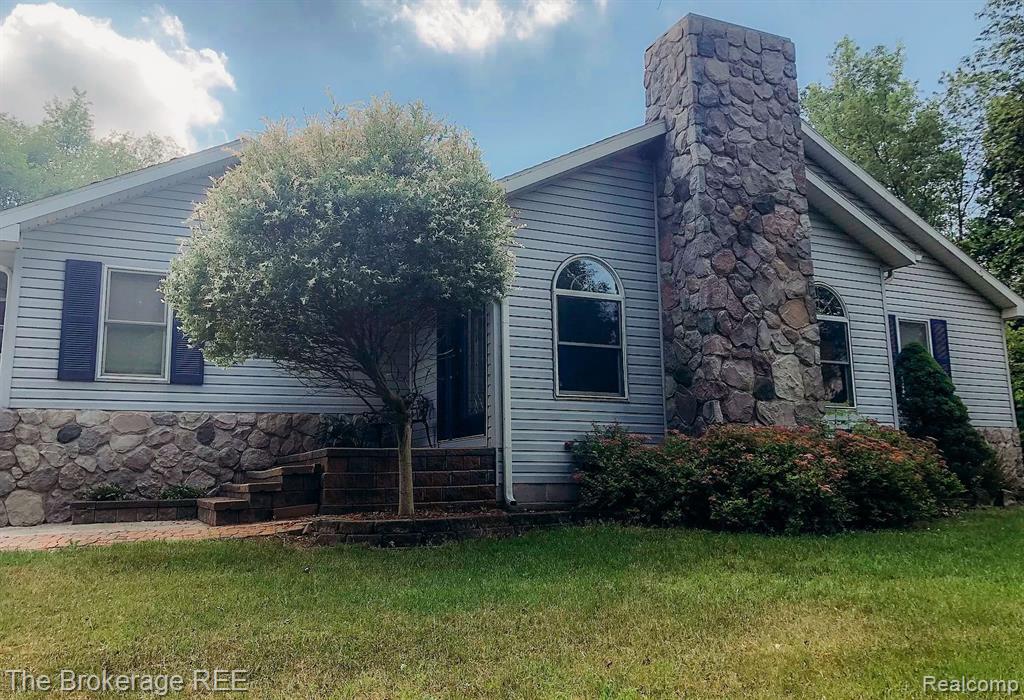 1245 Hill Road Property Photo 1
